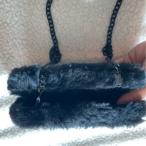**SOLD** Sam Edelman Faux Fur Black Shoulder Bag - Picture 7 of 9